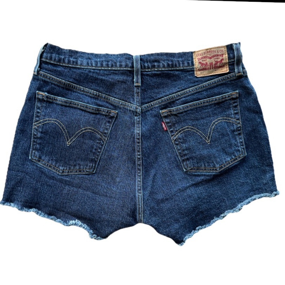 Levi’s 501 Women’s Dark Blue Cut-Off Denim Shorts Size 32 Button Fly Raw Hem